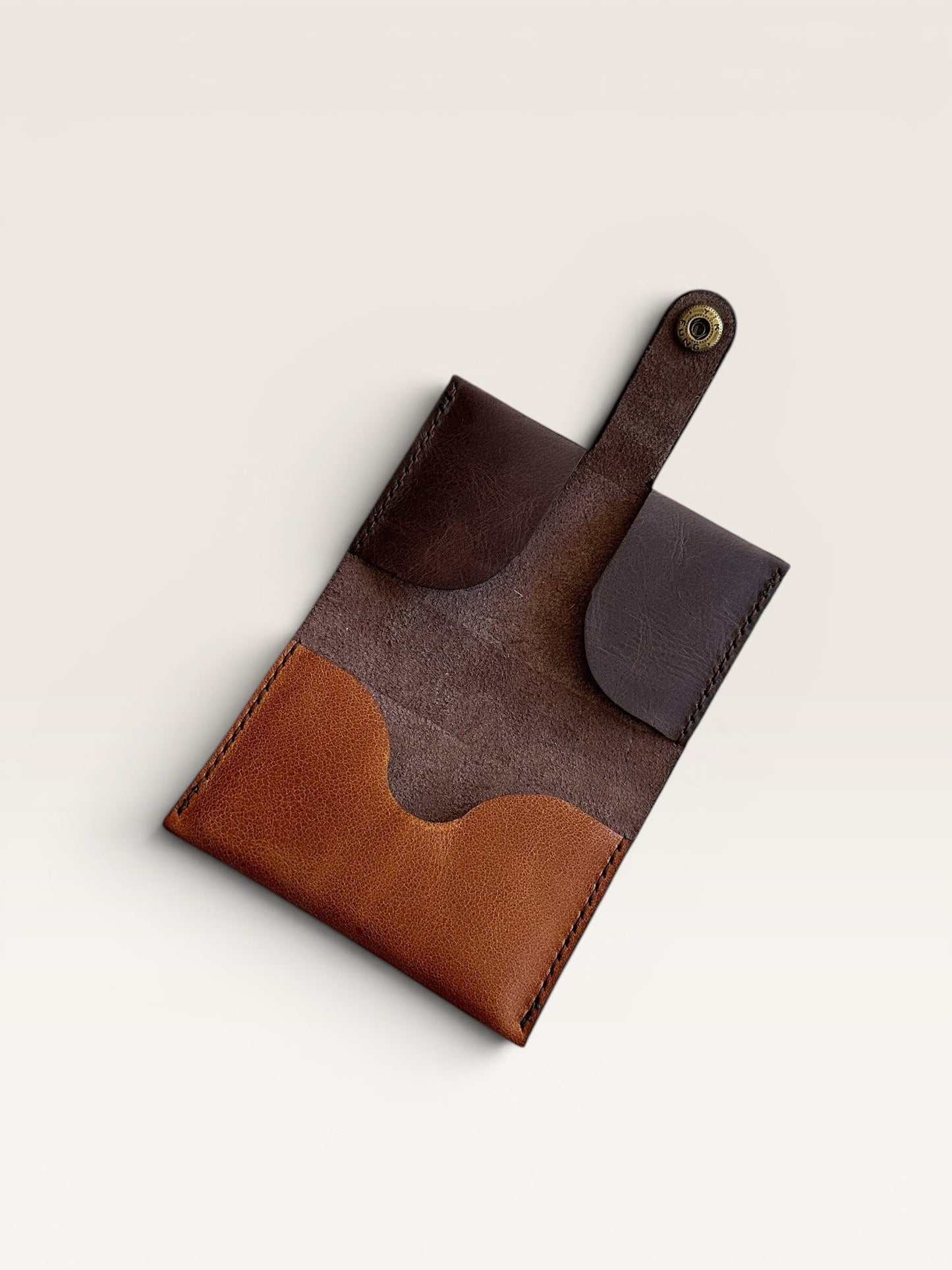 Kapalı Hakiki Deri Minimal Kartlık